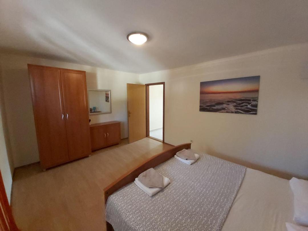 Apartments Elvir ニン エクステリア 写真