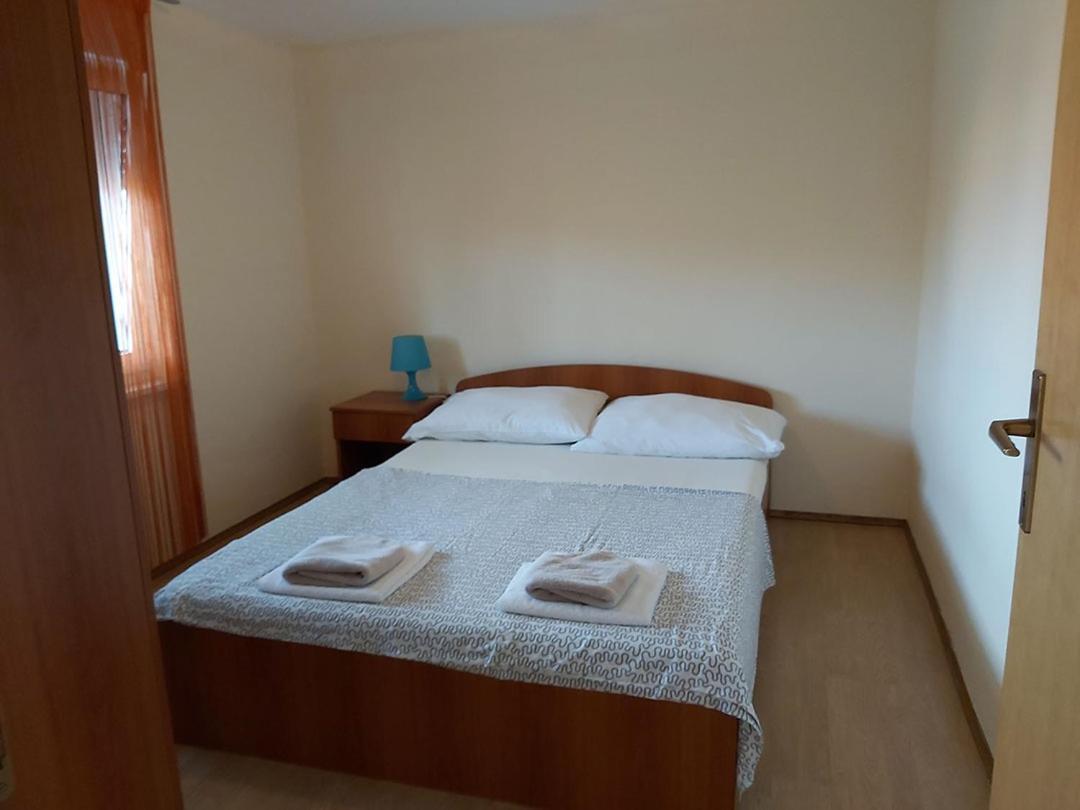 Apartments Elvir ニン エクステリア 写真