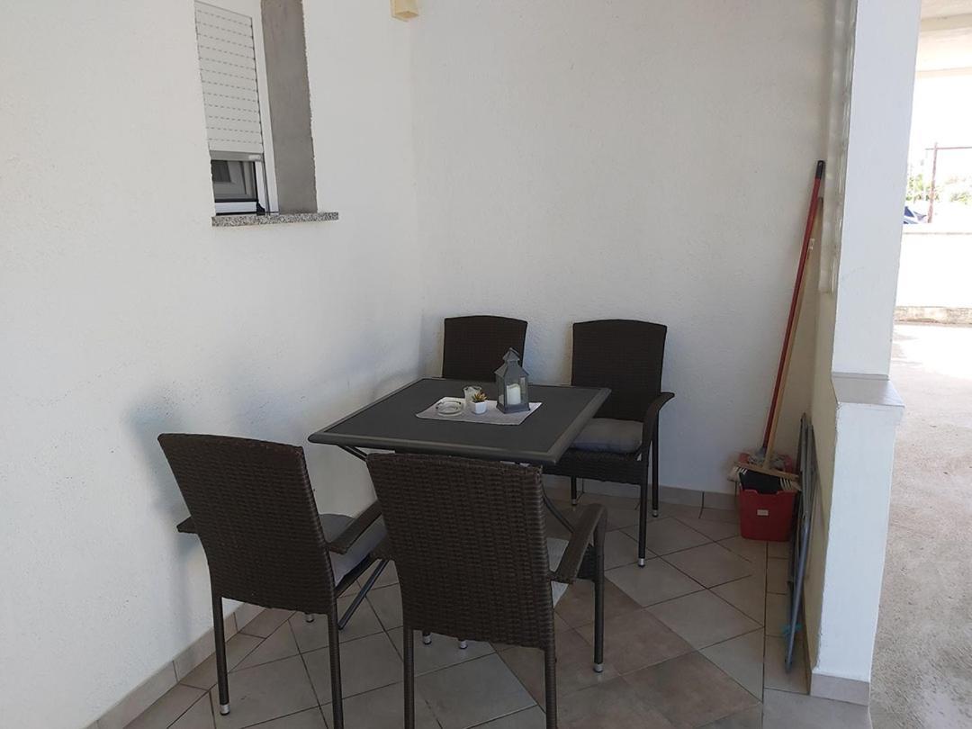 Apartments Elvir ニン エクステリア 写真